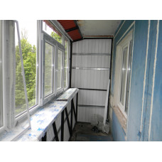 Внутрення отделка балкона шести метрового